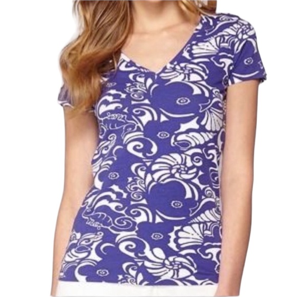 Lilly Pulitzer Tops - Lilly Pulitzer Michele Tide Pools V-Neck Tee - S